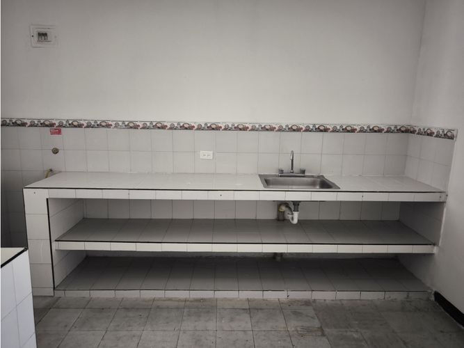 Casa de 4 alcobas en venta en Troncal, Cali, 165 m² · foto 7 de 17