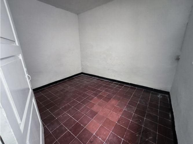 Casa de 4 alcobas en venta en Troncal, Cali, 165 m² · foto 15 de 17