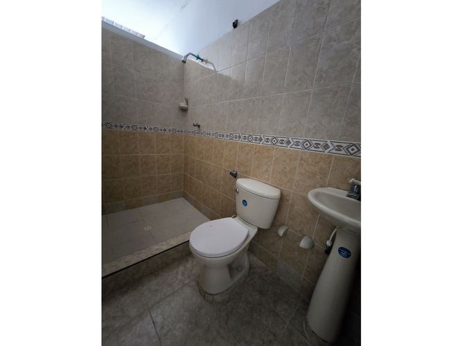 Casa de 4 alcobas en venta en Troncal, Cali, 165 m² · foto 17 de 17