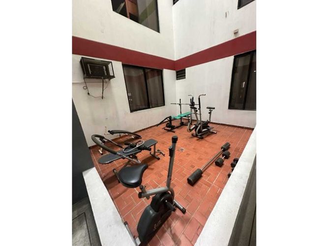 Edificio en venta en Las Delicias, Cali, 2538 m² · foto 6 de 24