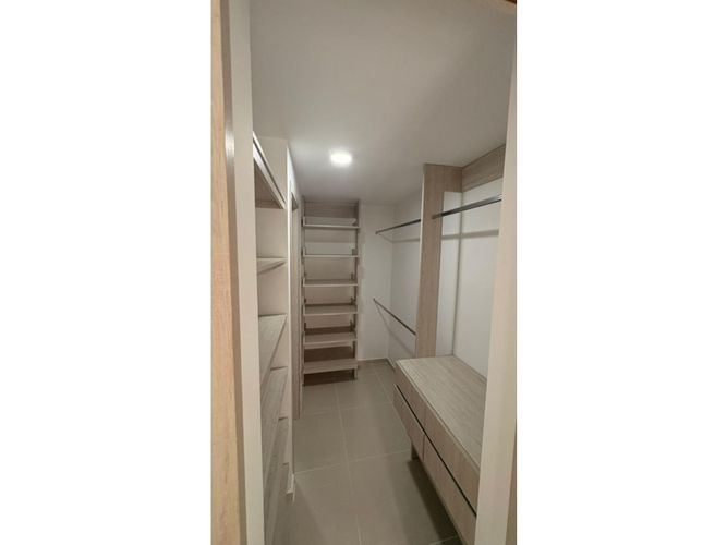 Apartamento en venta en San Fernando Viejo, Cali · foto 5 de 7