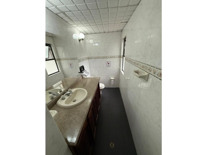 Local en venta en El Peñon, Cali, 213 m² · foto 10 de 12