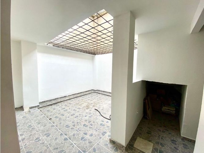 Casa de 6 alcobas en venta en El Lido, Cali, 312 m² · foto 15 de 15