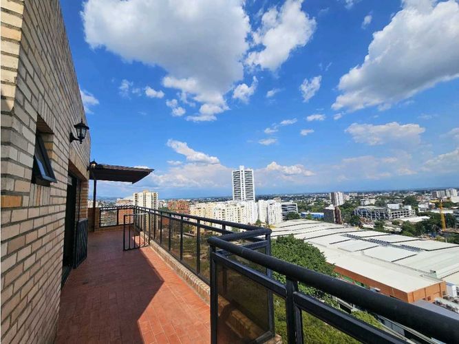 Apartamento de 3 alcobas en venta en Santa Monica, Cali, 400 m² · foto 2 de 23