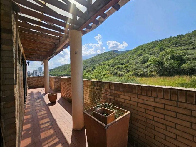 Apartamento de 3 alcobas en venta en Santa Monica, Cali, 400 m² · foto 5 de 23