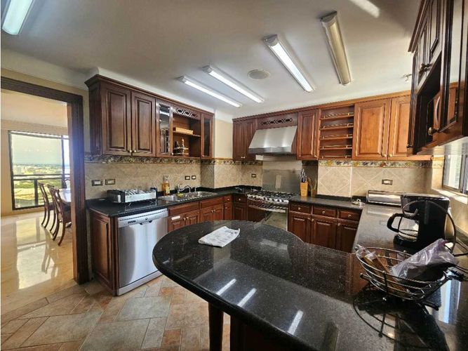Apartamento de 3 alcobas en venta en Santa Monica, Cali, 400 m² · foto 10 de 23