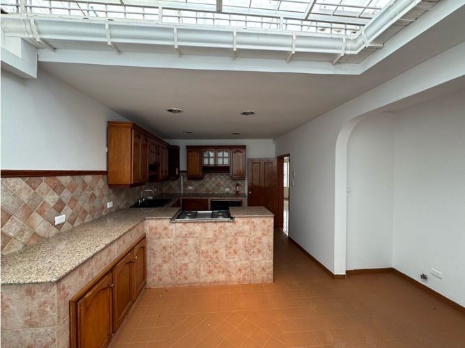 Casa de 3 alcobas en venta en Prados Del Norte, Cali, 299 m² · foto 16 de 18