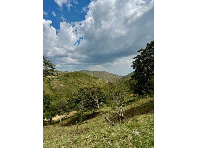 Lote en venta en Yumbillo, Yumbo, 6057 m² · foto 7 de 11