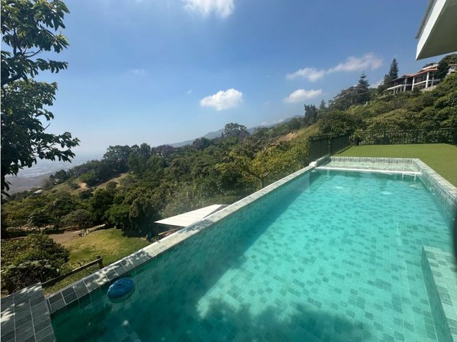 Casa de 4 alcobas en venta en Medio Dapa, Yumbo, 270 m² · foto 3 de 24