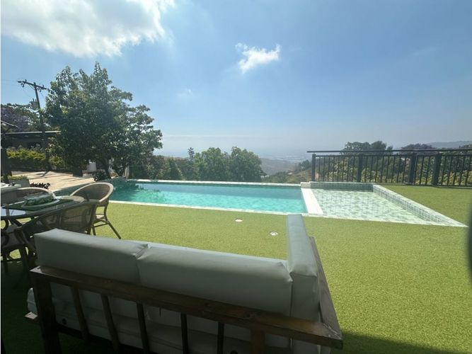 Casa de 4 alcobas en venta en Medio Dapa, Yumbo, 270 m² · foto 4 de 24