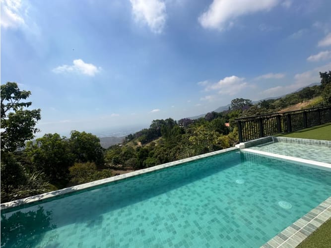 Casa de 4 alcobas en venta en Medio Dapa, Yumbo, 270 m² · foto 6 de 24