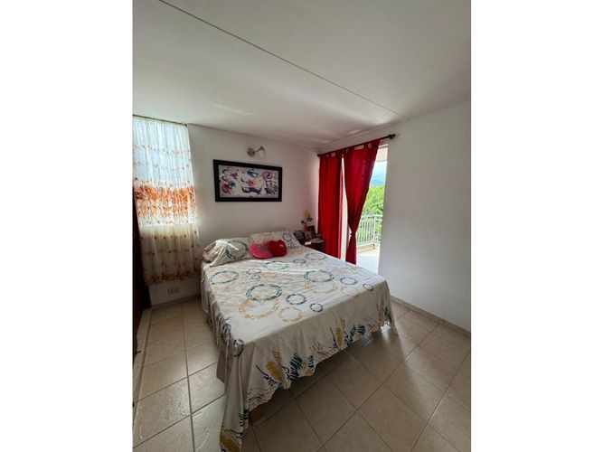 Apartamento de 3 alcobas en venta en Primero De Mayo, Cali, 90 m² · foto 3 de 15