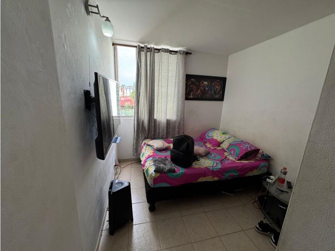 Apartamento de 3 alcobas en venta en Primero De Mayo, Cali, 90 m² · foto 7 de 15