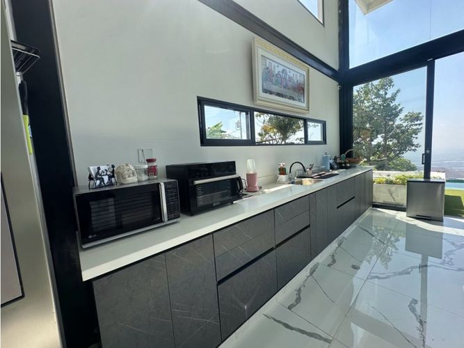 Casa de 4 alcobas en venta en Medio Dapa, Yumbo, 270 m² · foto 13 de 24