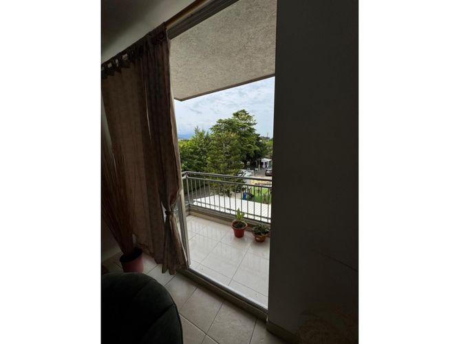 Apartamento de 3 alcobas en venta en Primero De Mayo, Cali, 90 m² · foto 12 de 15