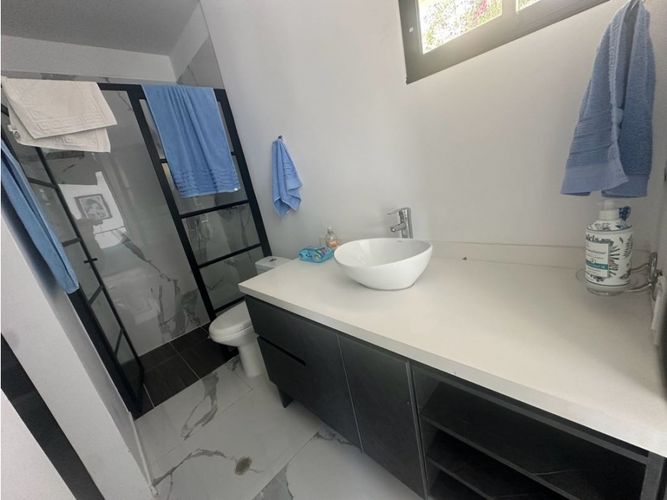 Casa de 4 alcobas en venta en Medio Dapa, Yumbo, 270 m² · foto 21 de 24