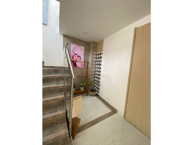 Casa de 3 alcobas en venta en Departamental, Cali, 131 m² · foto 15 de 19