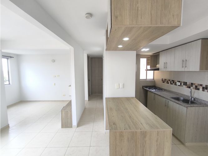 Apartamento de 2 alcobas en venta en Ub. Quintas De Bolivar, Jamundí, 62 m² · foto 2 de 19