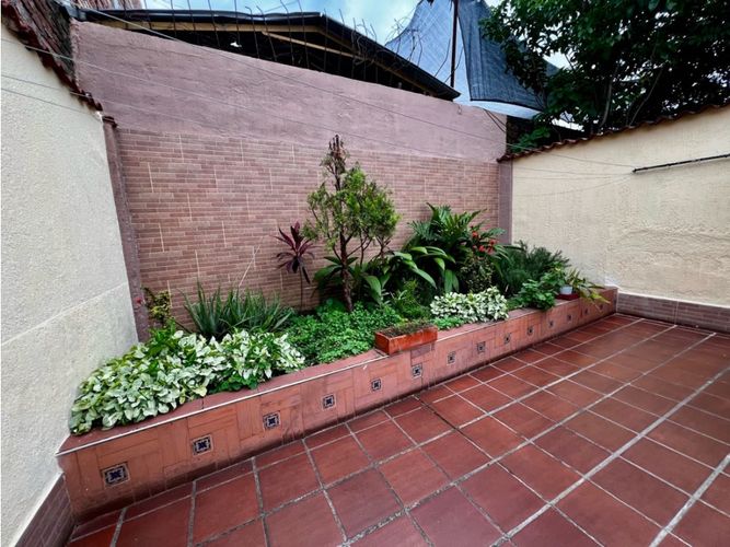 Casa de 5 alcobas en venta en Barrio Nuevo, Palmira, 210 m² · foto 16 de 17