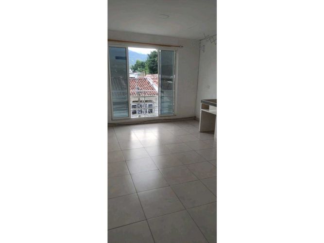 Edificio en venta en El Gran Limonar Cataya, Cali, 450 m² · foto 6 de 17
