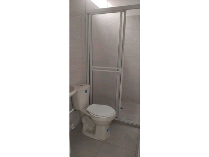 Edificio en venta en El Gran Limonar Cataya, Cali, 450 m² · foto 9 de 17
