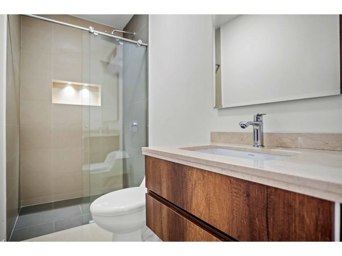 Casa de 4 alcobas en venta en Alfaguara, Jamundí, 270 m² · foto 7 de 8