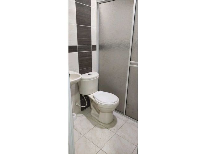 Edificio en venta en El Gran Limonar Cataya, Cali, 450 m² · foto 15 de 17