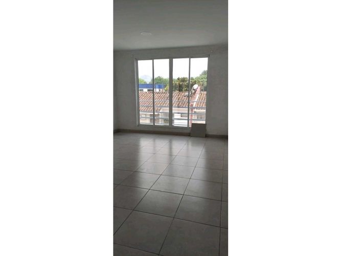 Edificio en venta en El Gran Limonar Cataya, Cali, 450 m² · foto 16 de 17