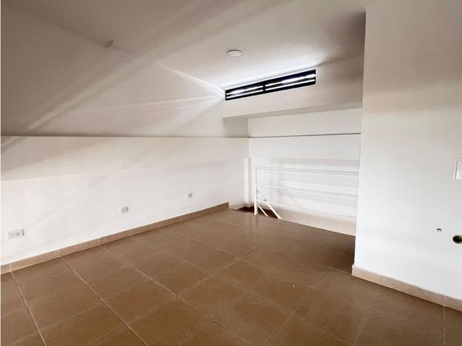 Local en venta en Bochalema, Cali, 30 m² · foto 8 de 14