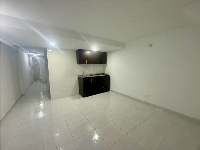 Casa de 6 alcobas en venta en Paso De La Bolsa, Jamundí, 218 m² · foto 2 de 8