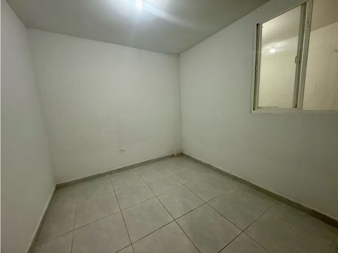 Casa de 6 alcobas en venta en Paso De La Bolsa, Jamundí, 218 m² · foto 3 de 8