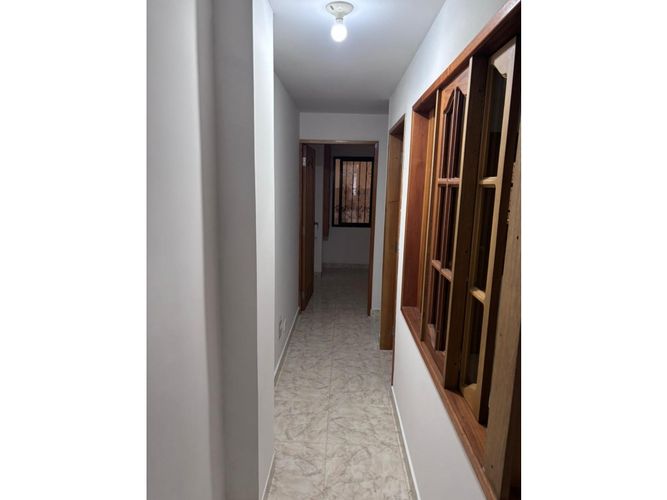 Casa de 9 alcobas en venta en Vipasa, Cali, 270 m² · foto 5 de 13