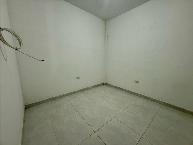 Casa de 6 alcobas en venta en Paso De La Bolsa, Jamundí, 218 m² · foto 8 de 8