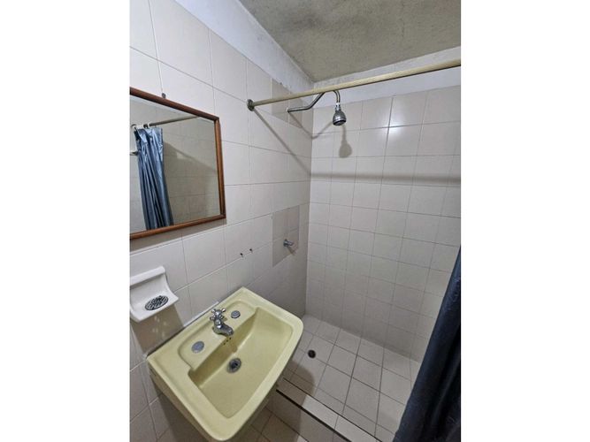 Casa de 6 alcobas en venta en El Cedro, Cali, 360 m² · foto 8 de 13