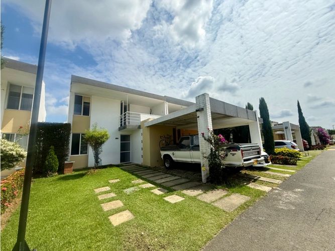Casa de 4 alcobas en venta en El Castillo, Cali, 186 m² · foto 6 de 24