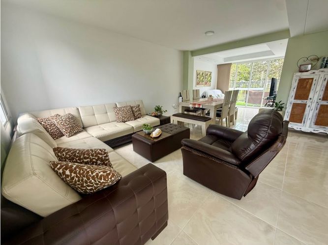 Casa de 4 alcobas en venta en El Castillo, Cali, 186 m² · foto 7 de 24