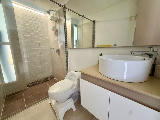 Casa de 4 alcobas en venta en El Castillo, Cali, 186 m² · foto 12 de 24