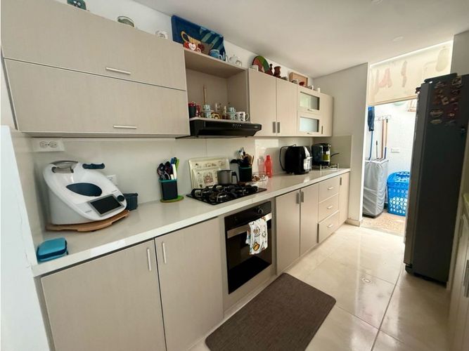 Casa de 4 alcobas en venta en El Castillo, Cali, 186 m² · foto 17 de 24