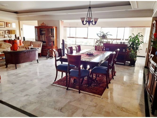 Apartamento de 3 alcobas en venta en Santa Monica, Cali, 232 m² · foto 2 de 13