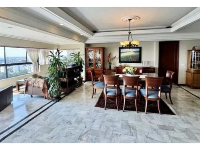 Apartamento de 3 alcobas en venta en Santa Monica, Cali, 232 m² · foto 3 de 13