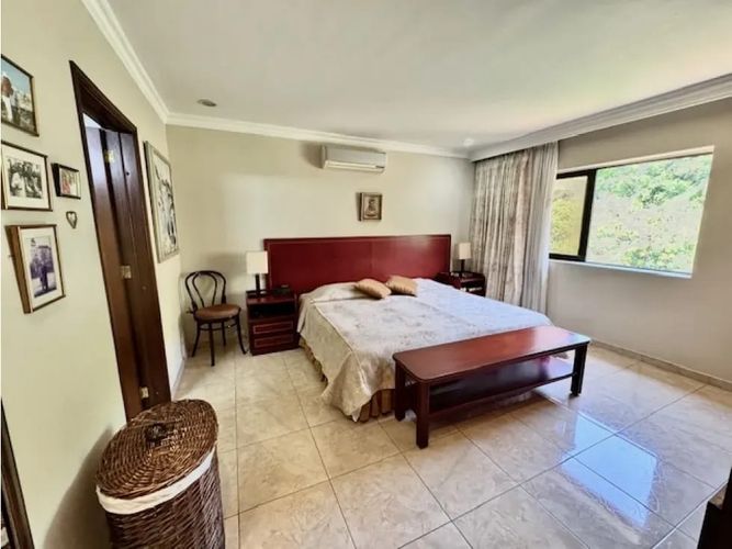 Apartamento de 3 alcobas en venta en Santa Monica, Cali, 232 m² · foto 9 de 13