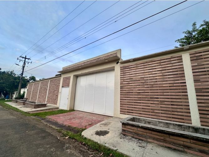 Casa de 5 alcobas en venta en La Morada, Jamundí · foto 2 de 19