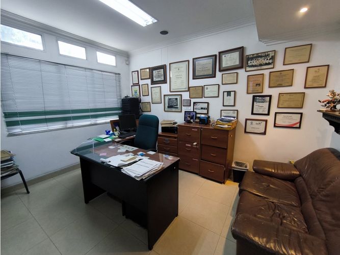 Casa de 19 alcobas en venta en Tequendama, Cali, 520 m² · foto 18 de 23