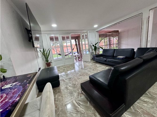 Casa de 5 alcobas en venta en La Morada, Jamundí · foto 6 de 19