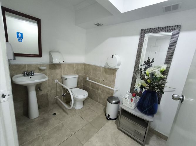 Casa de 19 alcobas en venta en Tequendama, Cali, 520 m² · foto 21 de 23