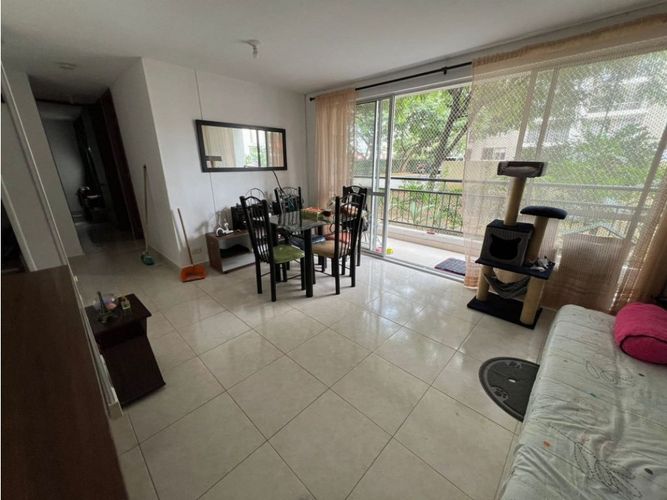 Apartamento de 3 alcobas en venta en Bochalema, Cali, 66 m² · foto 2 de 9