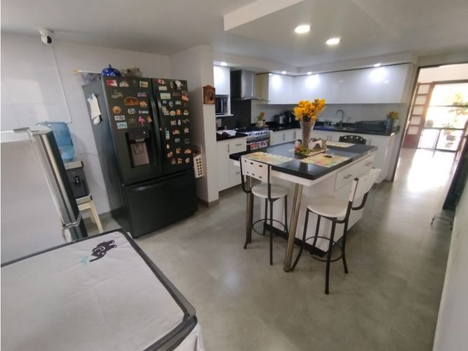 Casa de 4 alcobas en venta en Bochalema, Cali, 280 m² · foto 5 de 21