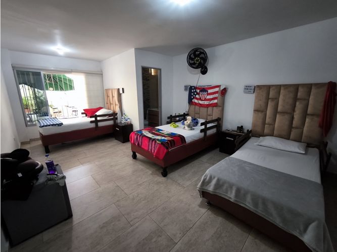 Casa de 16 alcobas en venta en Santo Domingo, Cali, 600 m² · foto 8 de 24