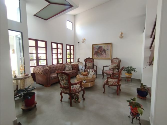 Casa de 4 alcobas en venta en Bochalema, Cali, 280 m² · foto 8 de 21