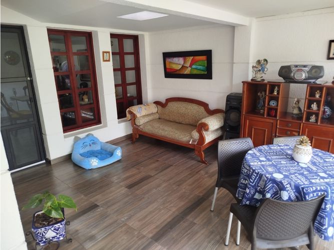 Casa de 4 alcobas en venta en Bochalema, Cali, 280 m² · foto 9 de 21